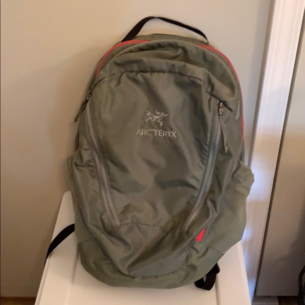 Arcteryx Mantis 26 backpack